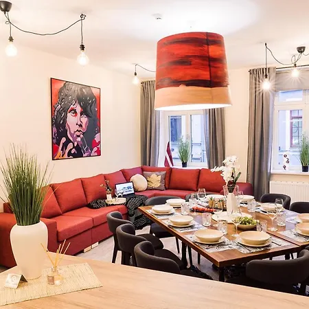 Morrison Apartment/15 Guests/7Bedrooms/Riga Old Town Esterno foto