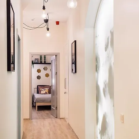 Morrison Apartment/15 Guests/7Bedrooms/Riga Old Town Esterno foto