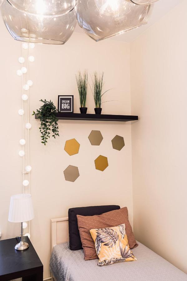 Morrison Apartment/15 Guests/7bedrooms/riga Old Town Appartamento Riga