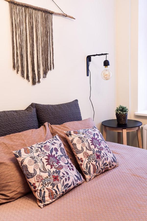 Morrison Apartment/15 Guests/7bedrooms/riga Old Town Appartamento Riga