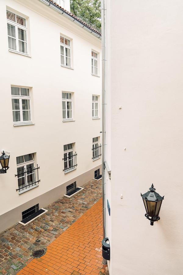 Morrison Apartment/15 Guests/7bedrooms/riga Old Town Appartamento *