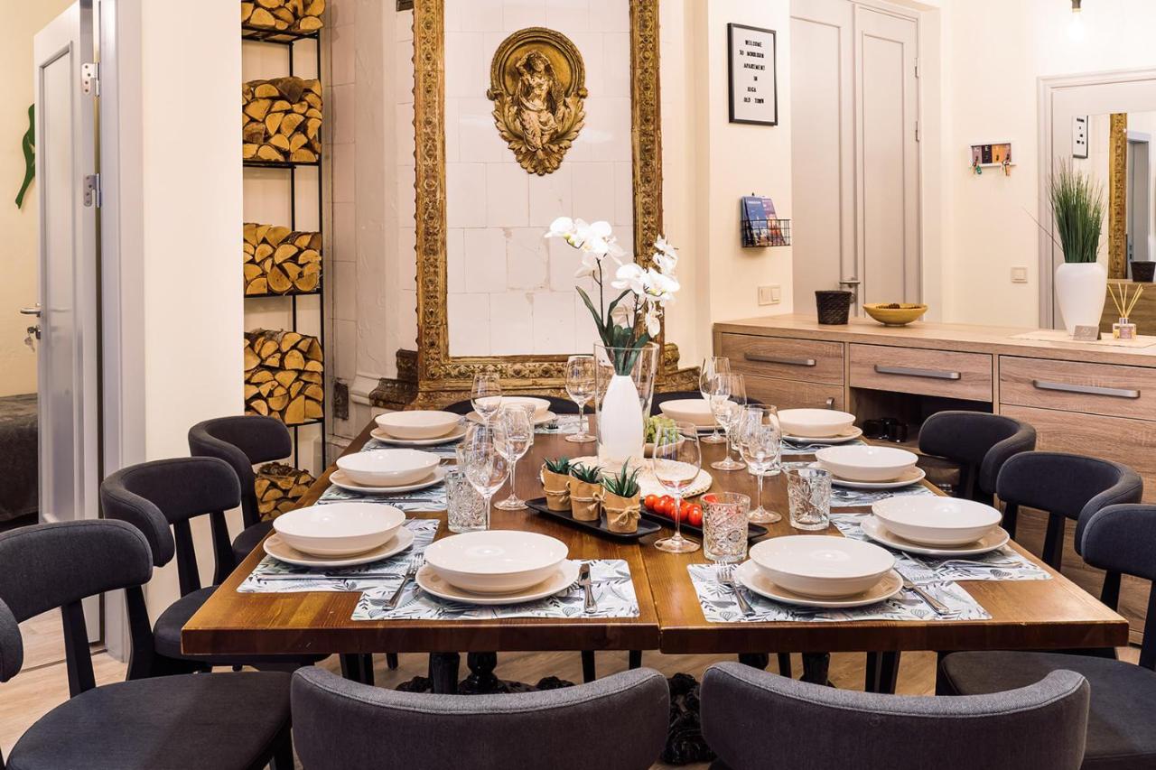 Appartamento Morrison Apartment/15 Guests/7bedrooms/riga Old Town *